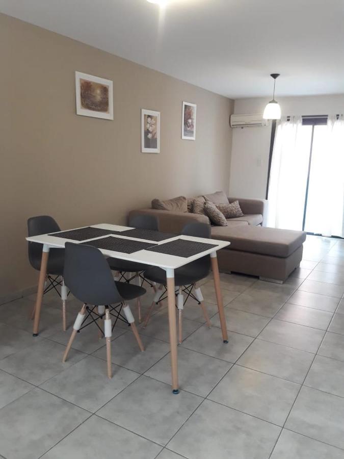 Ferienwohnung Depto Amoblado En El Centro De La Capital De Córdoba Exterior foto